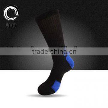 Black And Blue Newest Fashion Football Socks High Quality Custom Design Sport Socks Men Soccer Socks