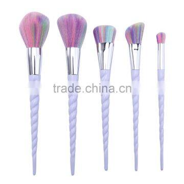 2017 New 5pcs Unicorn Makeup Brushes Spiral Handle Rainbow Colorful Hair Cosmetic Brushes