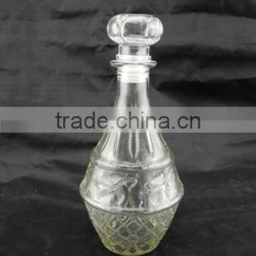 embossing glass shisky bottle with lid