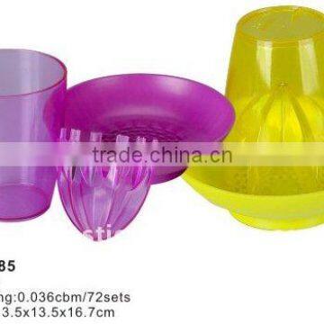 plastic hand juicer