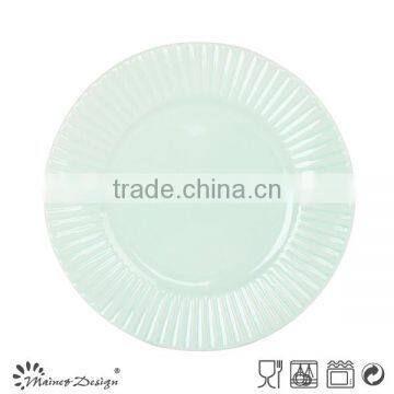 Embossed Solid Color Dinner Plate photo-3