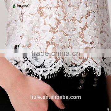 Latest Summer Loose Casual White Fashion Crochet Lace Blouse for Middle Aged Women photo-6