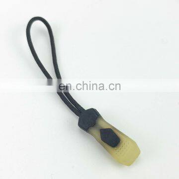 Custom Plastic Made Zipper Pulls Plastomer Zipper Pulls for Cloth photo-2