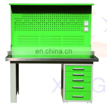 Work table for repairing injector pump