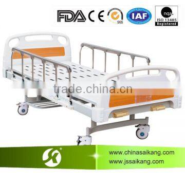 High Quality Economic Two Functions Manual Medical Bed for Sale (SK028)