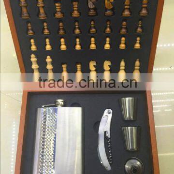8oz and 9oz Stainless Steel Hip Flask With Wooden Chess and Cups and Funnel in the Woodeb Set photo-2