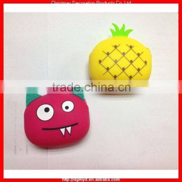 Strawberry & Pineapple silicone coin purse with zipper ( KMS-1057)