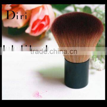 New design dispensing kabuki powder brush