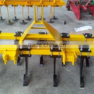 Farm machine tractor subsoiler