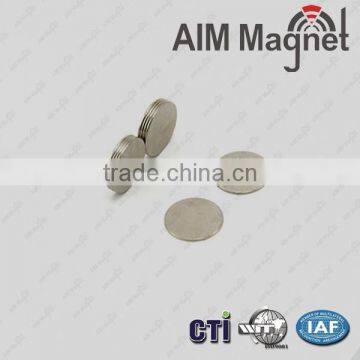 ISO/Reach,RoHs Thin Small Disc/cylinder N52 Neodymium Magnet photo-2