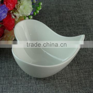 stock small white ceramic heart shaped bowl