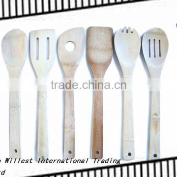 Different kinds of kitchen utensils