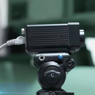 Hochleistungs-Thermalkamera AT31 mit Fokussierung - Mehrere Objektivoptionen, für Bildung und Forschung