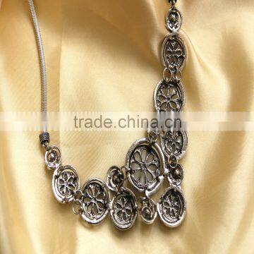 Hollow Vintage 2016 New Large Costume Jewelry Statement Necklace