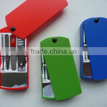 New Design Cheap and Promotion Manicure Pedicure Set photo-2