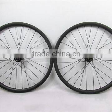 Wholesale Far Sports carbon bicycle wheels 29er full carbon mountain bike wheels with Novatec mtb hub