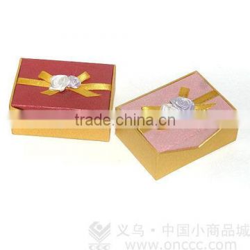 Elegant paper jewelry package box