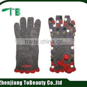 Girls Red Jacquard Knitted Gloves