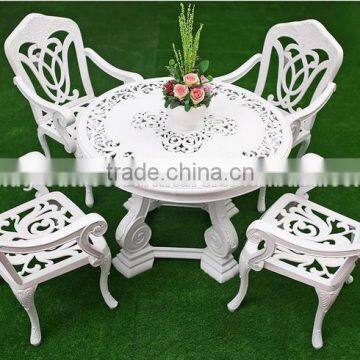 Small beautiful decorative pattern hand white round dining table