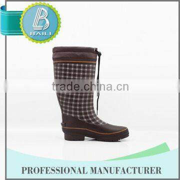 CHINA MANUFACTURER LOW PRICE SUMMER LADIES RUBBER RAIN BOOT