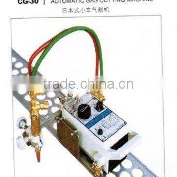 Automatic gas cutting machine