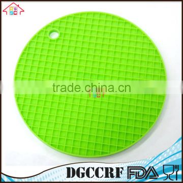 High heat resistant Food grade round shaped silicone pot holders mat for promotion gift