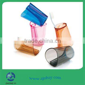 3 Wavy Cup Design Plastic Gargle Cup