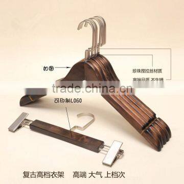 New design white wooden pants hanger natural shape wood coat hanger low-price wooden coat hanger