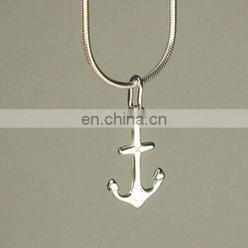 Beautifully Designed 925 Silver Pendant in Anchor Shape