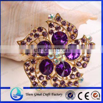 The new women's fashion hot sell fashionable purple crystal diamond brooch Wedding scarf buckle