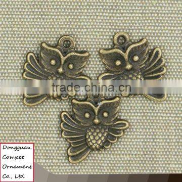 Wholesale diy accessories green bronze zinc alloy jewelry wings owl pendant