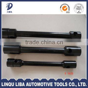 Auto repairing tool tire socket wrench hand tool
