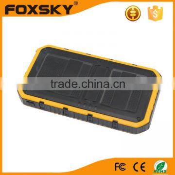 2015 Hot Selling High Capacity Waterproof 8000mah Solar Power Bank for Cell Phone photo-2