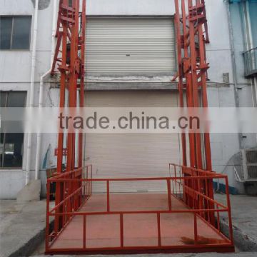 China supplier offers cheap vertical material lift platform cargo platform lift