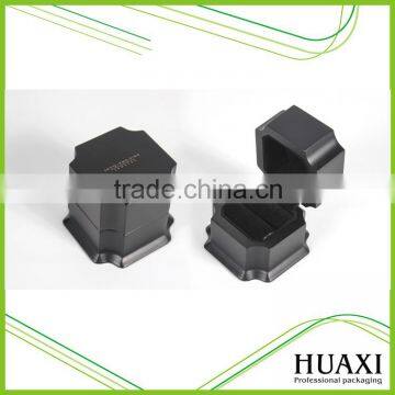 Custom Wholesale Black Velvet Wood MDF Rings Storage Packaging Box