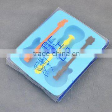 Free Sample NEW Special Cool Fashion Jazz Party With Stirrer Guitar Shaped Silicon Ice Cube Tray