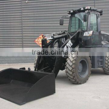 Front end loader SZM 930 with carrying bucket