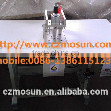 Ultrasonic soldering machine for handle of non-woven bag