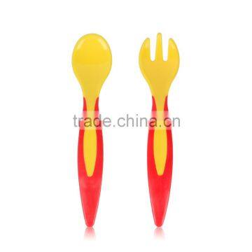 2015 high quality hottest feeding set safety food baby spoons and forks set