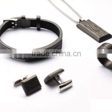 Carbon fiber set include carbon fiber ring/cufflinks/pendant/bracelet