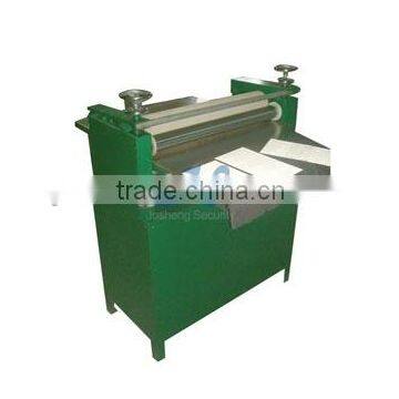 Roll coating machine for making license plate