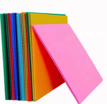 Wholesale 4x8ft PP Hollow Corrugated Plastic Sheets for Packaging & Signage photo-3