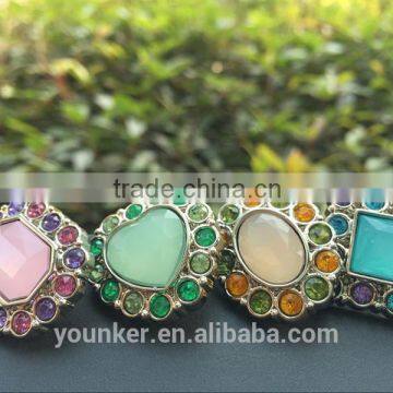 New effect rhinestone acrylic plastic colorful button sewing with shank bulk cheap high quality button flower center