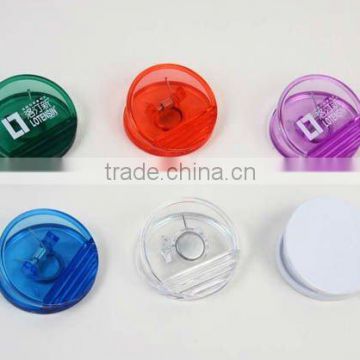 round plastic magnet clip