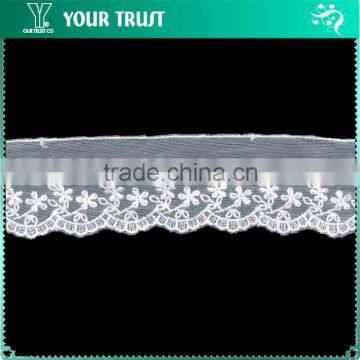 Width 6.0 Centimeter Wavy Flower Mesh White Polyester Trimming Lace