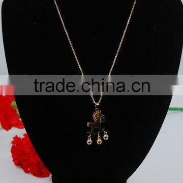 Factory direct sale Fashion gold Horse shape pendant stainless steel necklace