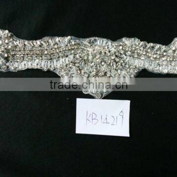 Alibaba wholesale crystal rhinestone beaded trim garment accessories DIY supplies