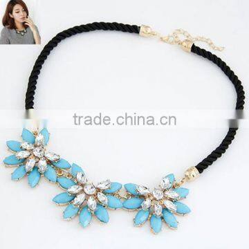 Top Quality 4 Color Flower Collar Vintage Pendant Statement Necklace Women Necklaces & Pendants Fashion Necklaces for Women 2014