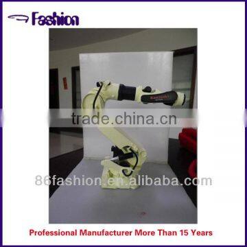 plastic industrial robotic arm model