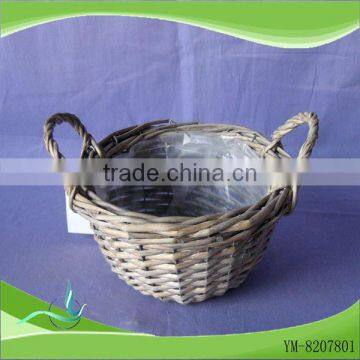 Willow Type and Holiday Decoration & Gift Use willow basket